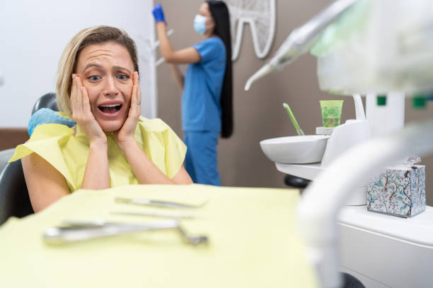 Best Emergency Cosmetic Dentistry (e.g., broken veneers) in London, OH